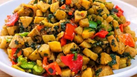 freshly-served-unripe-plantain-porridge-with-vegetables-feature-image