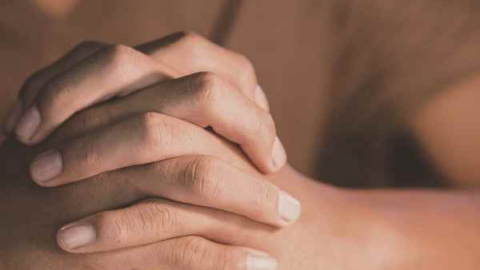 powerful scriptures to use when praying with open Bible and hands in prayer